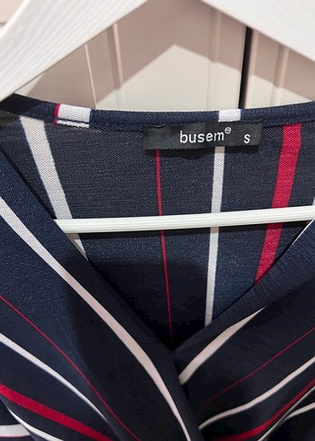 Çizgili V Yaka Kadın Bluz - Görsel 3