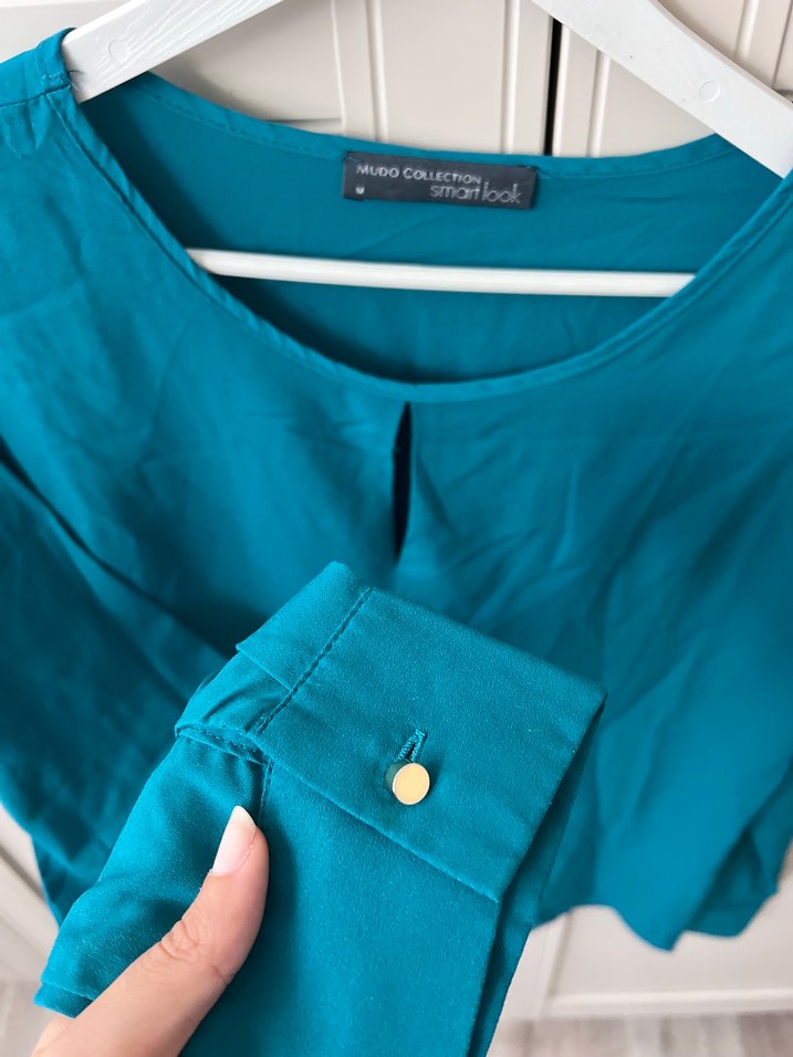 Düğmeli Turkuaz Kadın Uzun Kollu Bluz - Görsel 4
