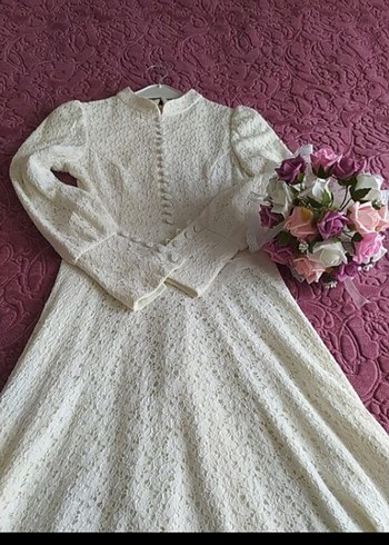 36 Beden Uzun Kollu Vintage Beyaz Dantel Mini Gelinlik