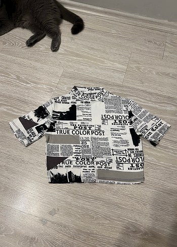 Tshirt siyah desenli