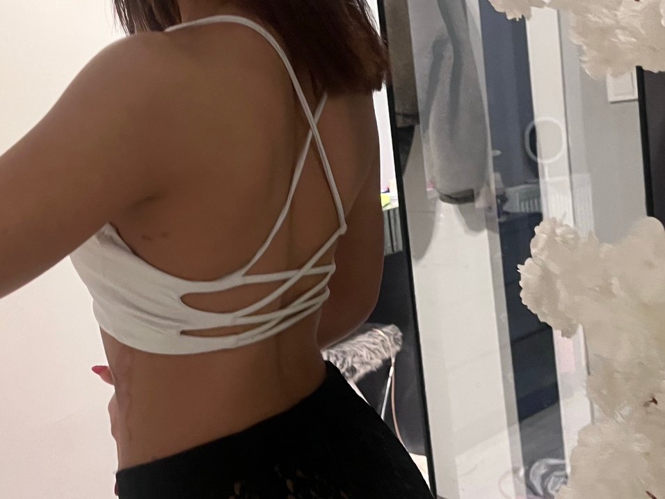 Beyaz İnce Askılı Kadın atlet - Görsel 5