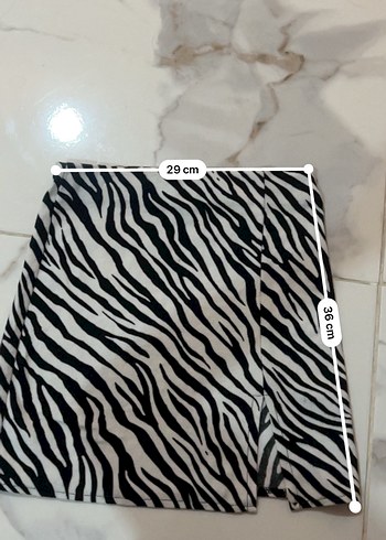s Beden beyaz Renk Zebra Desenli Mini Pilili Kadın Etek