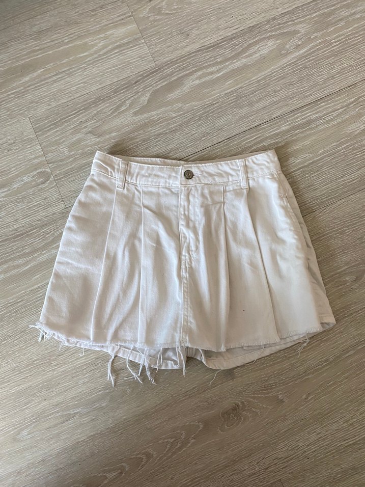 Beyaz kot şort etek — görsel 4/9