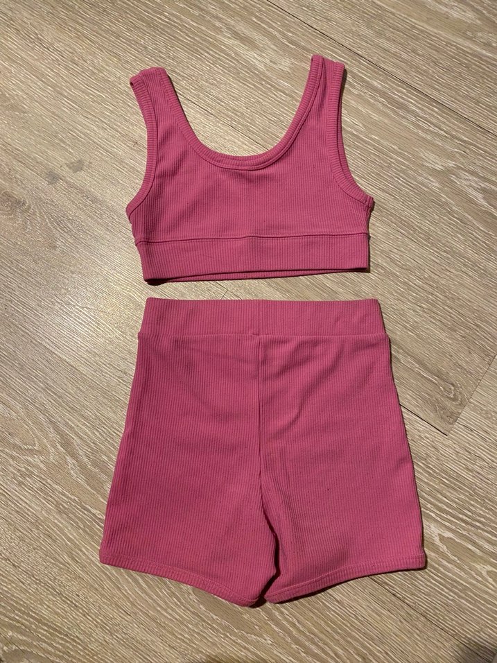 Canlı Fuşya Spor Takım — görsel 7/11