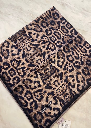 Leopar eşarp