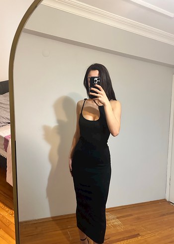 Siyah V Yaka İnce Askılı Mini Elbise - Görsel 4