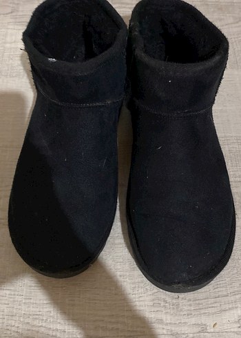 Ugg Siyah Suet Bilek Bot