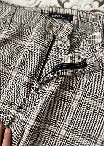 Düğmeli Kadın Kumaş Pantolon - Görsel 4