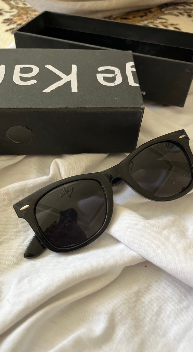 Siyah Klasik Gotik Güneş Gözlüğü - Görsel 2