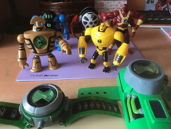 Ben 10 Figürler