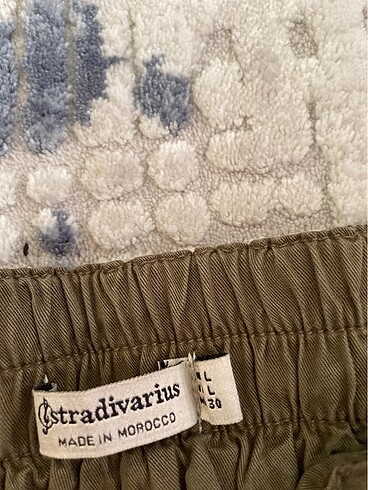 l Beden Stradivarius marka yeni pantolon