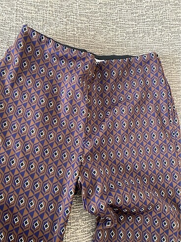 m Beden İspanyol paça pantolon