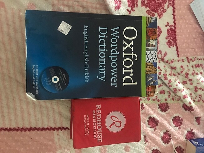 Oxford Wordpower Dictionary + Redhouse Sözlük