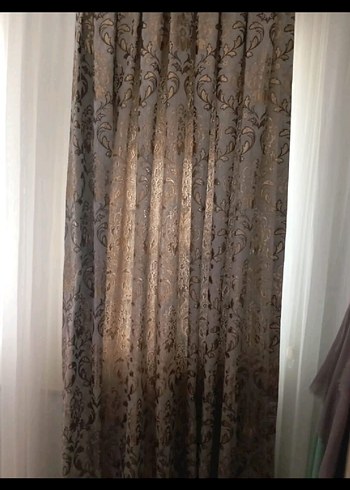 Nakışlı Beyaz Parlak Yatak Örtüsü ve fon perdeler - Görsel 4