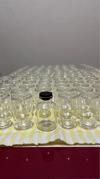  Beden Hediyelik cam şişe (15ml)