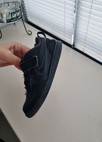 28 Beden siyah Renk Nike spor ayakkabı 