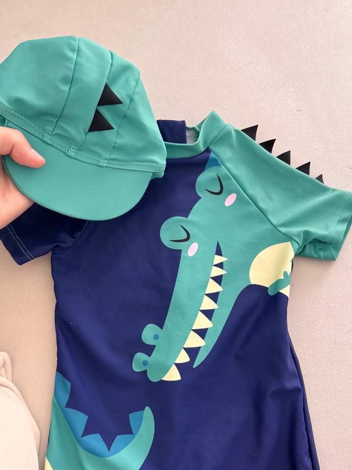 Erkek Çocuk Renkli Kısa Kollu Timsah Desenli Mayo - Görsel 5