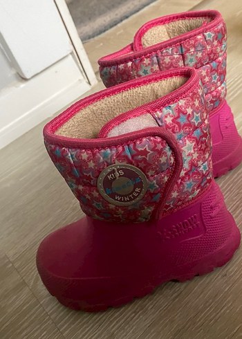 Çiçek Desenli Pembe Kız Çocuk Botu - Görsel 3