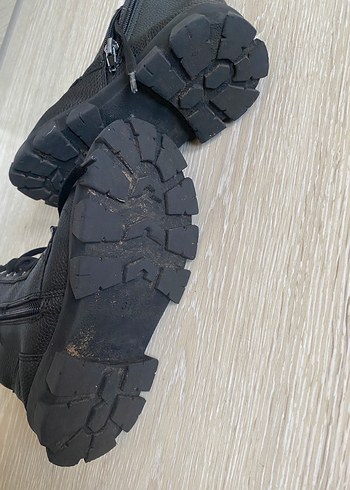 Siyah Yılan Desenli çocuk Bot - Görsel 3