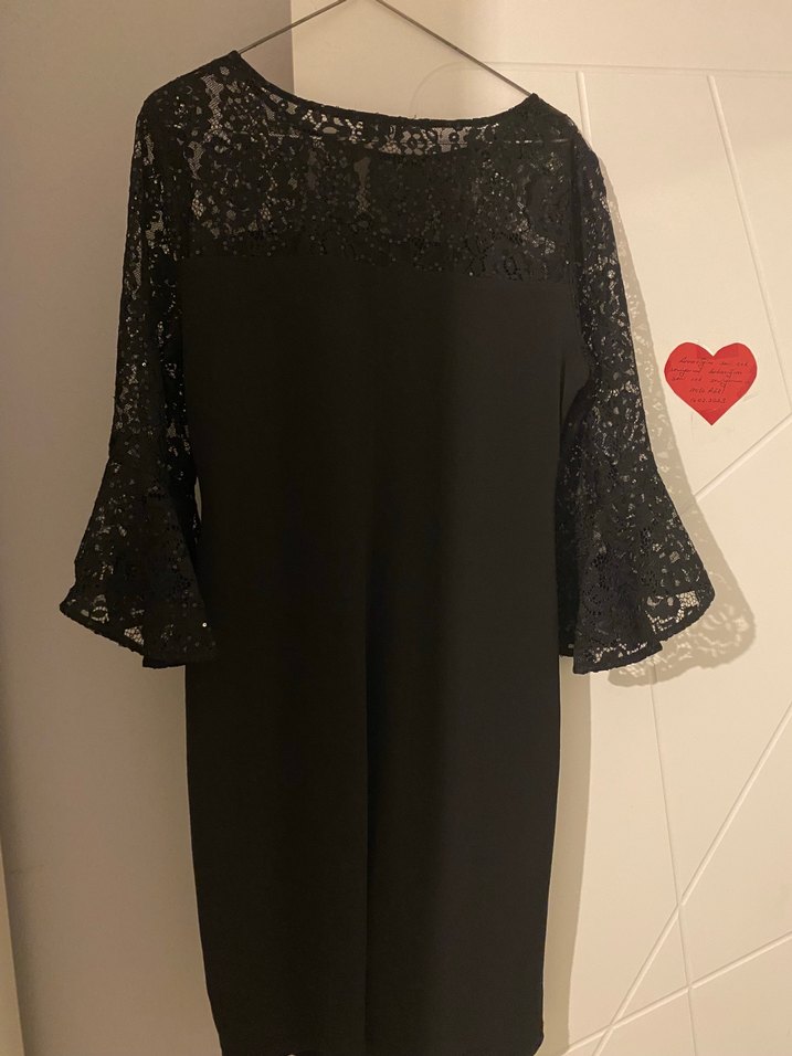 Drapeli Siyah Midi Gotik Elbise - Görsel 5