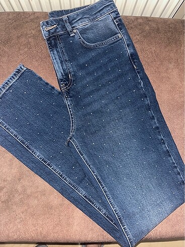 Zara taşlı pantalon