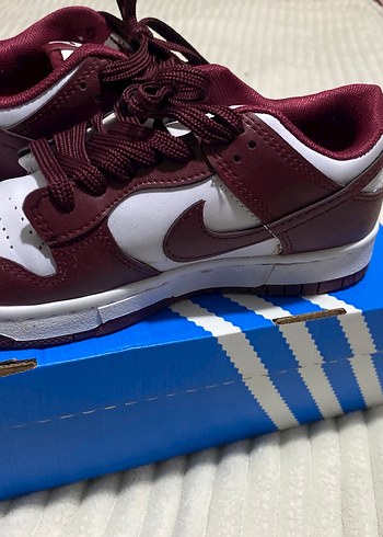 Bordo Bağcıklı Nike Kadın Spor Ayakkabı - Görsel 2
