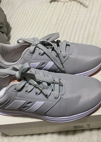 Gri Bağcıklı Kadın Spor Ayakkabı - Görsel 2