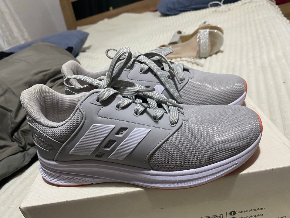 Gri Bağcıklı Kadın Spor Ayakkabı - Görsel 3