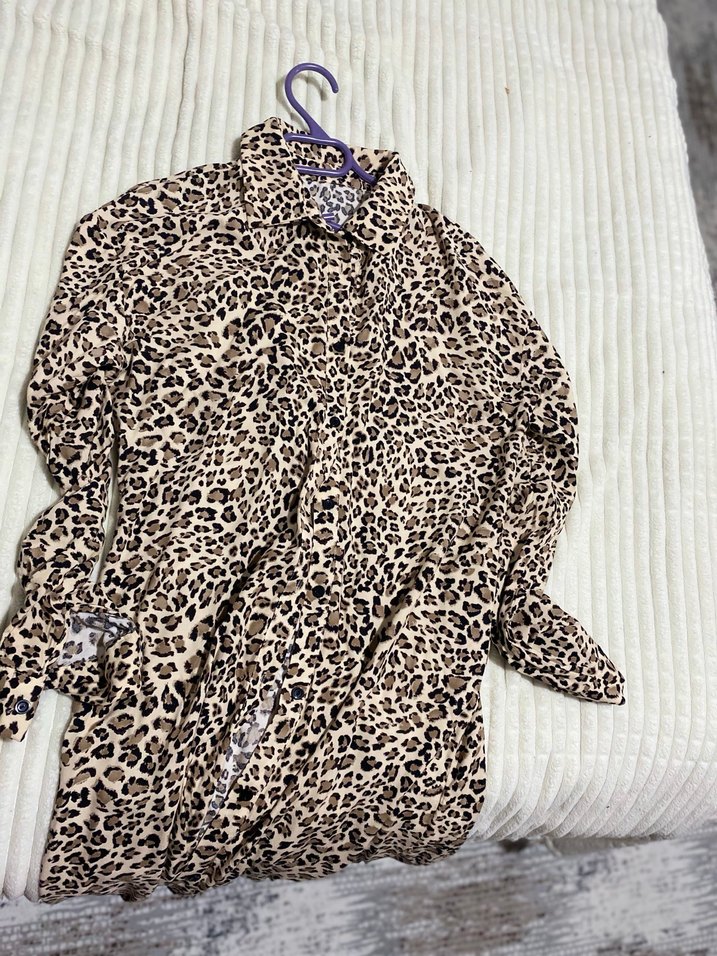 Leopar Desenli Uzun Düğmeli Elbise - Görsel 2