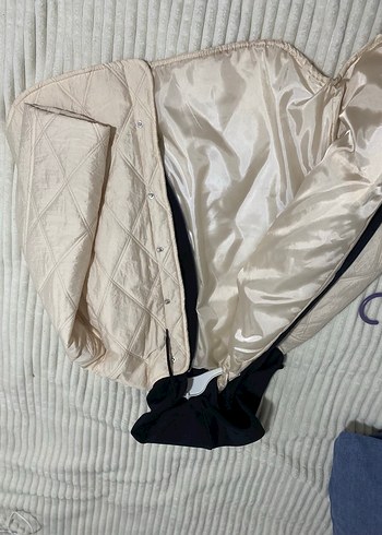 Düğmeli Beyaz Midi Kadın Ceket - Görsel 2