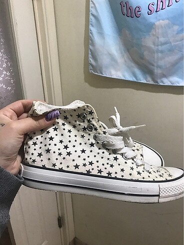 Yildizli Converse