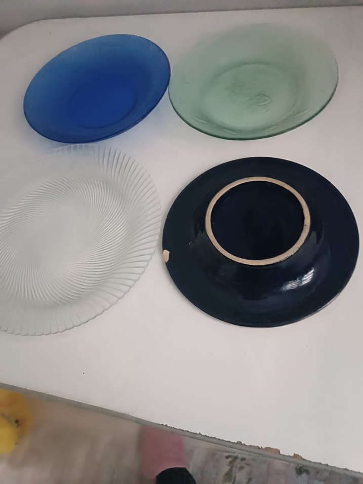 Çeşitli Renklerde Düz Tabak Seti - Görsel 2