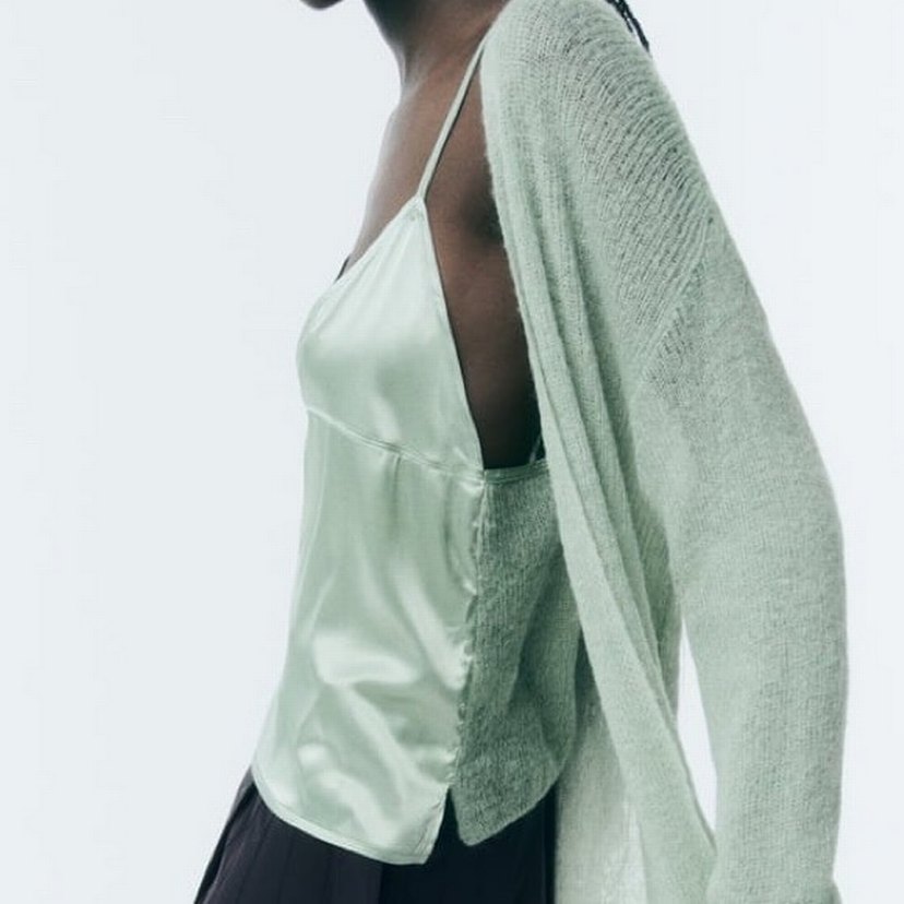 Yeşil V Yaka Dökümlü Kadın Kazak - Görsel 5