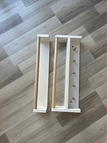 Bebek odası kitaplık ve düzenleyici raf
