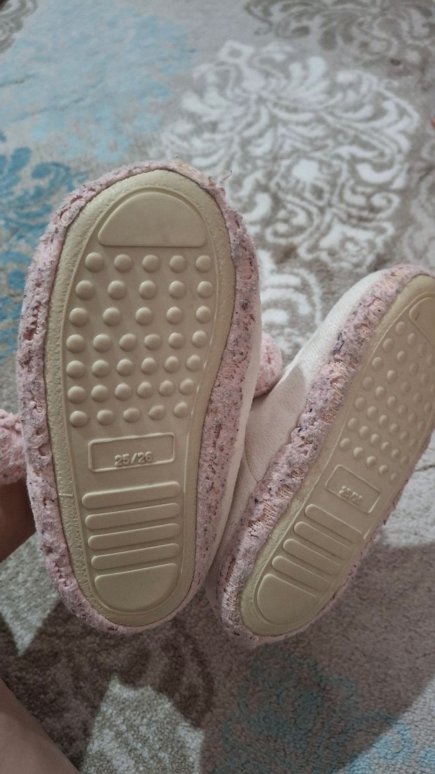 Kız Çocukları İçin Peluş Detaylı Pembe Ev Terliği - Görsel 4