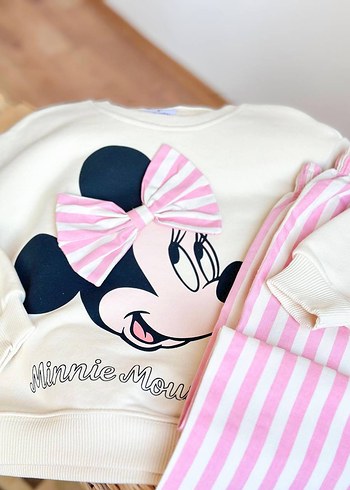 4 Yaş Beden Pamuklu Minnie Mouse Baskılı Kız Eşofman Takımı