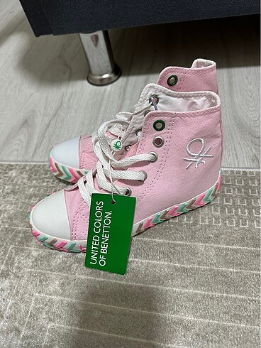 33 Beden Benetton Kız Çocuk Ayakkabısı