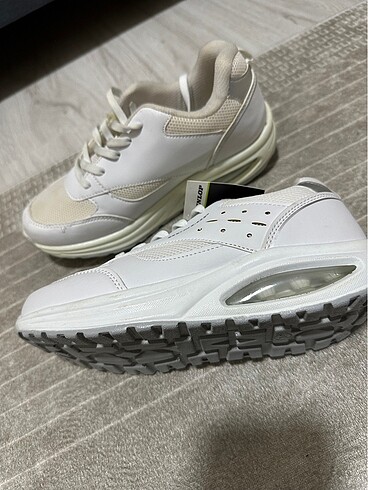 37 Beden beyaz Renk Beyaz Kadın Sneakers Ayakkabı Dunlop