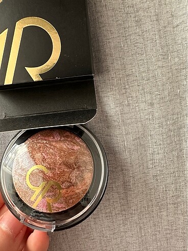 Golden Rose Allık