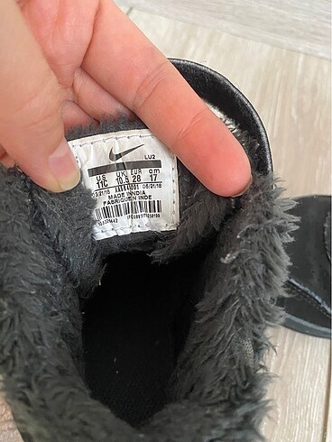 28 Beden Kışlık nike ayakkabı