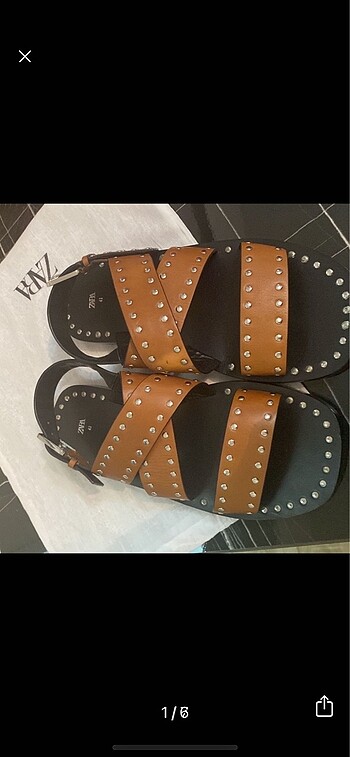 Zara zımbalı sandalet