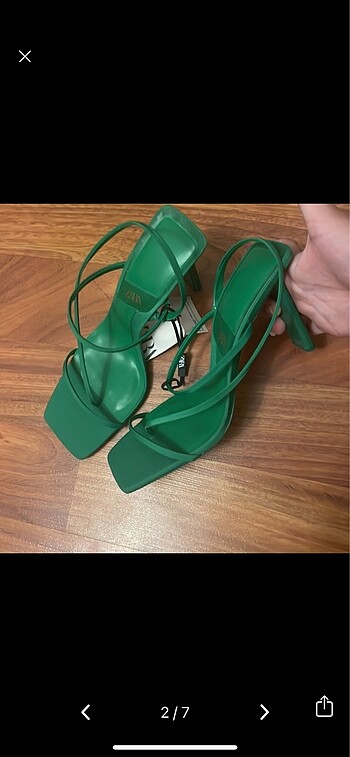 Zara Zara yeşil topuklu sandalet