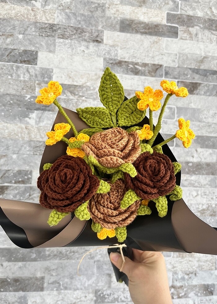 Örgü gül buketi - Görsel 4
