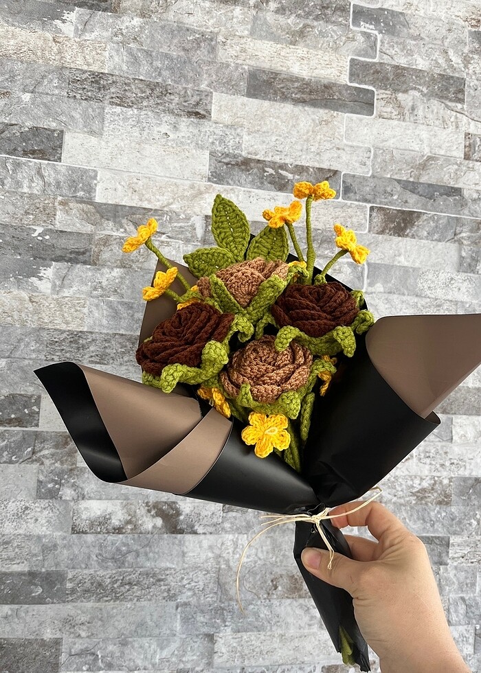 Örgü gül buketi - Görsel 5