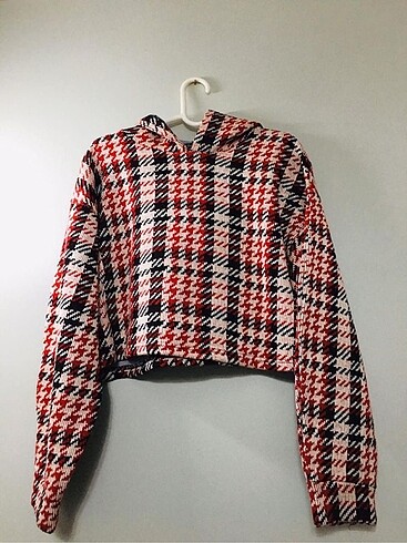 Bershka Orj Bershka Crop Model Kazak
