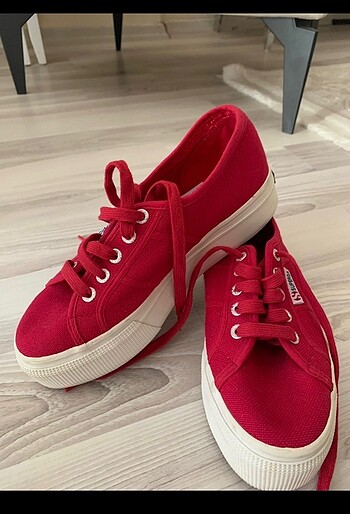 Orjinal superga