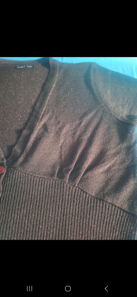 Düğmeli V Yaka Kahverengi Kısa Kollu Hırka - Görsel 2