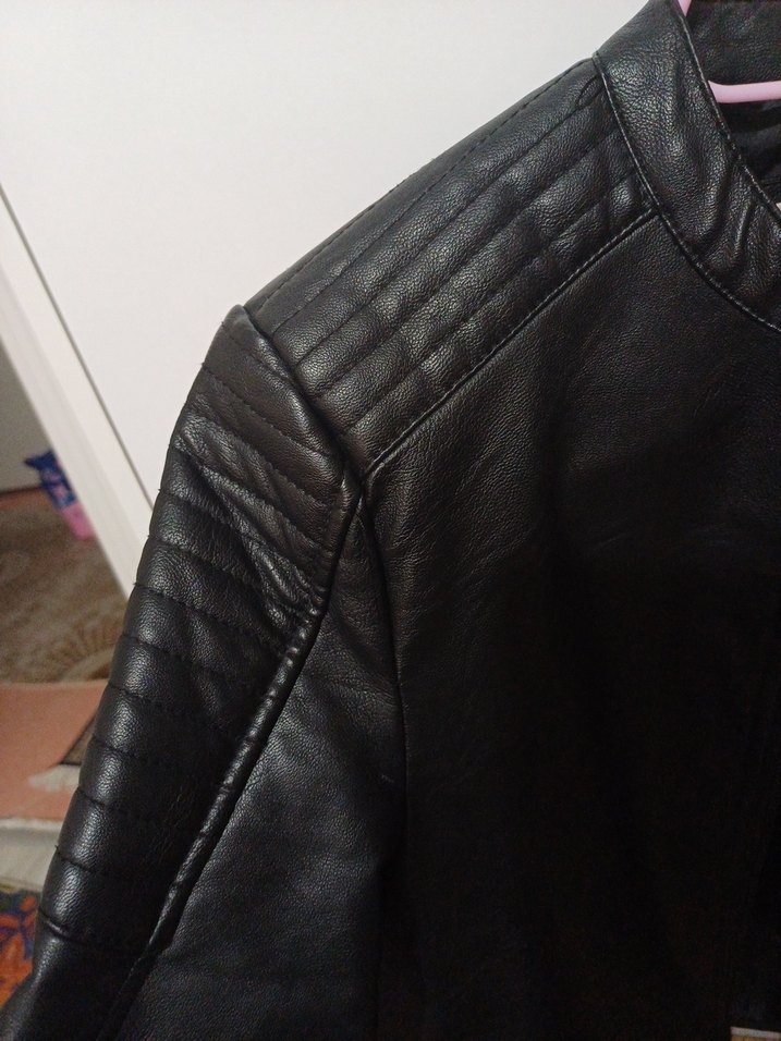 Siyah Deri mont cocuk icin cok az kullanildi ı - Görsel 5
