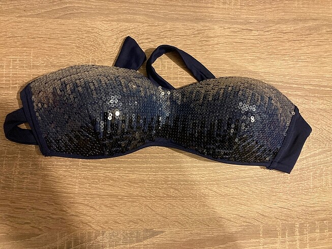 Pullu bikini üstü