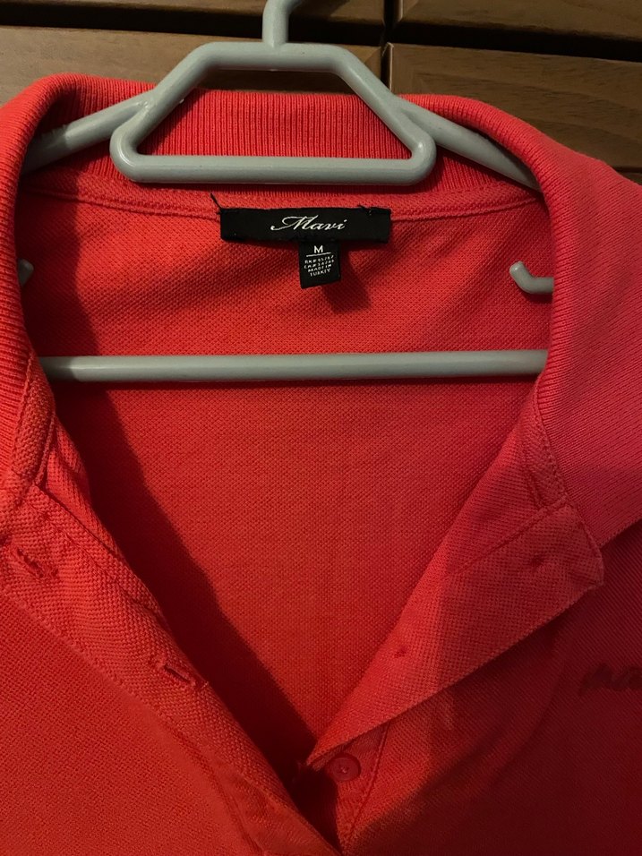 Kırmızı Crop - Görsel 3